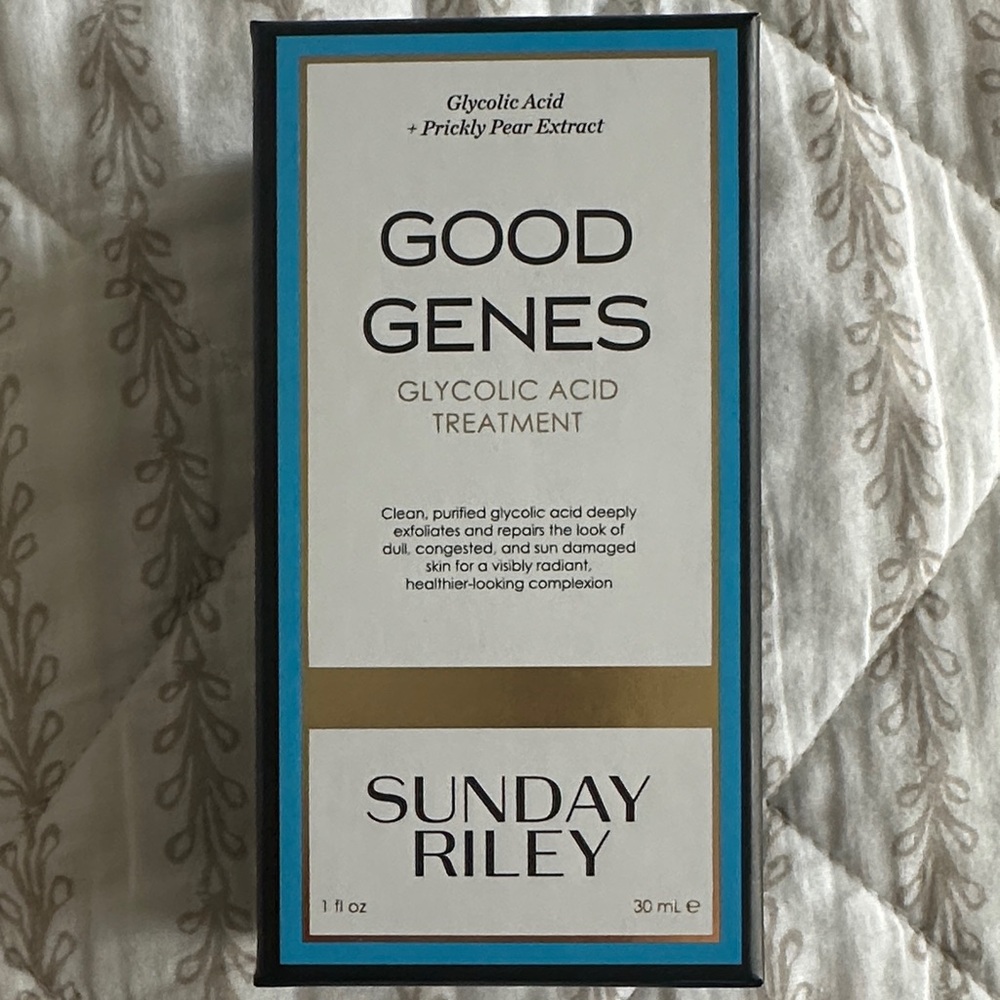 Sunday Riley Good Genes Glycolic Acid Treatment - Blue and Gold
